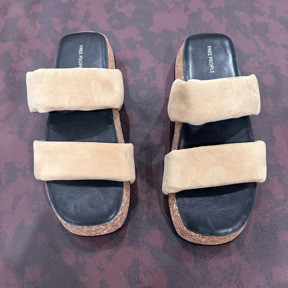 Free People Women Tan Suede Double Strap Cork Platform Slide Sandals 8.5 4747413